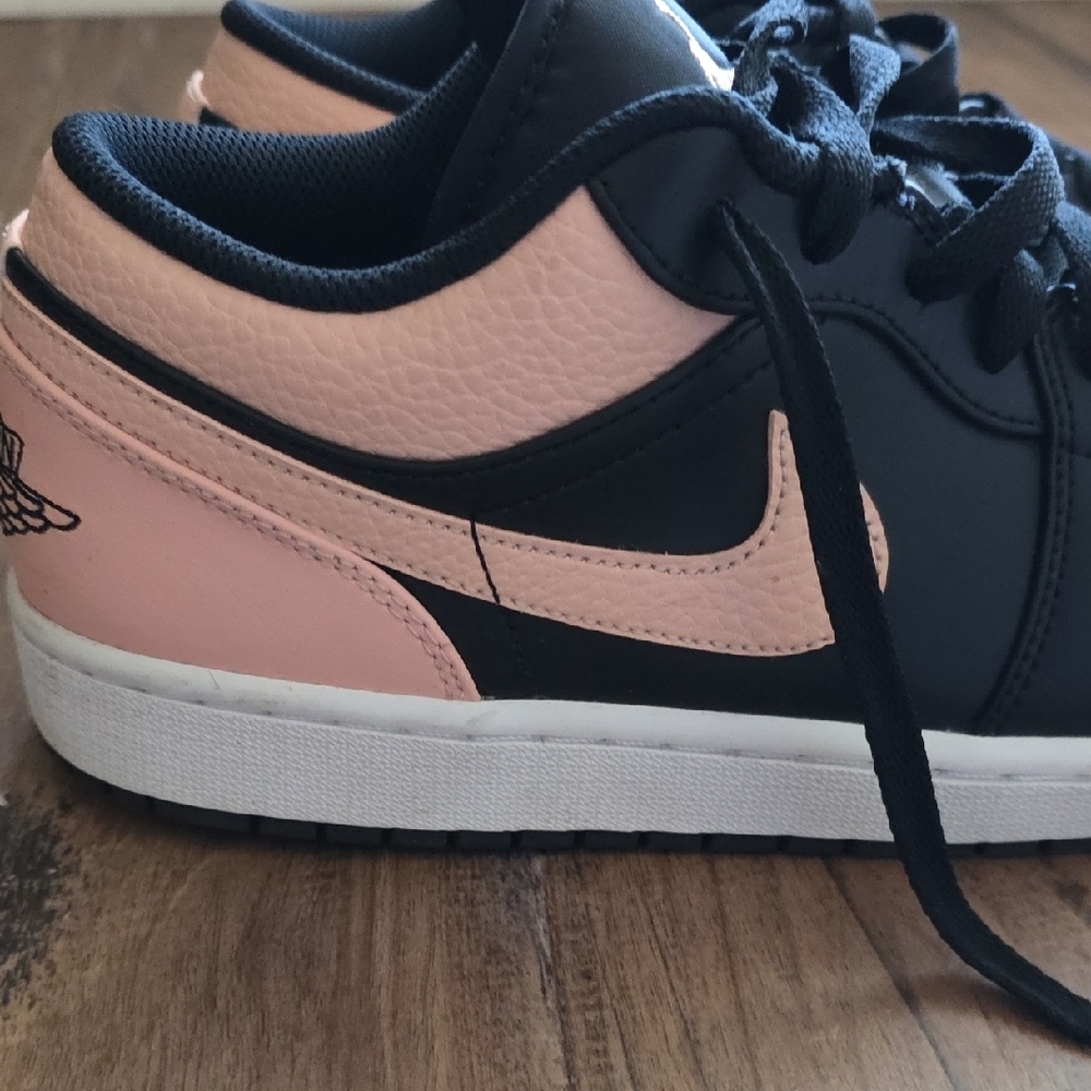 Jordan Mens Air 1 Low 553558 034 Crimson Tint - Picture 2 of 9